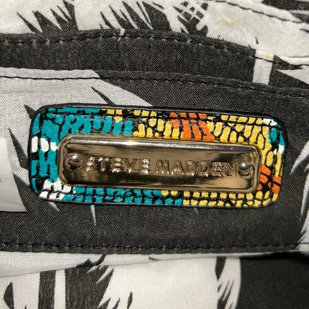 NWOT-STEVE MADDEN Multicolor Snakeskin print Chain Crossbody - Picture 8 of 9